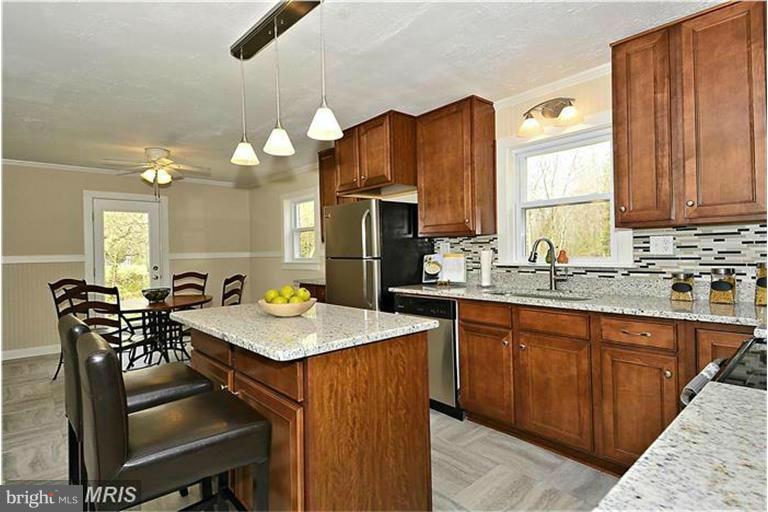 27558 St Michaels Road Easton, MD 21601 - Photo 1 of 30 Kitchen