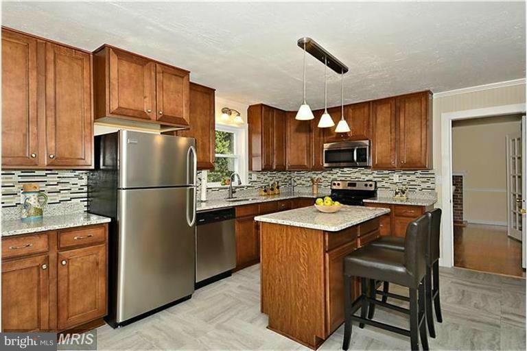 27558 St Michaels Road Easton, MD 21601 - Photo 2 of 30 Kitchen