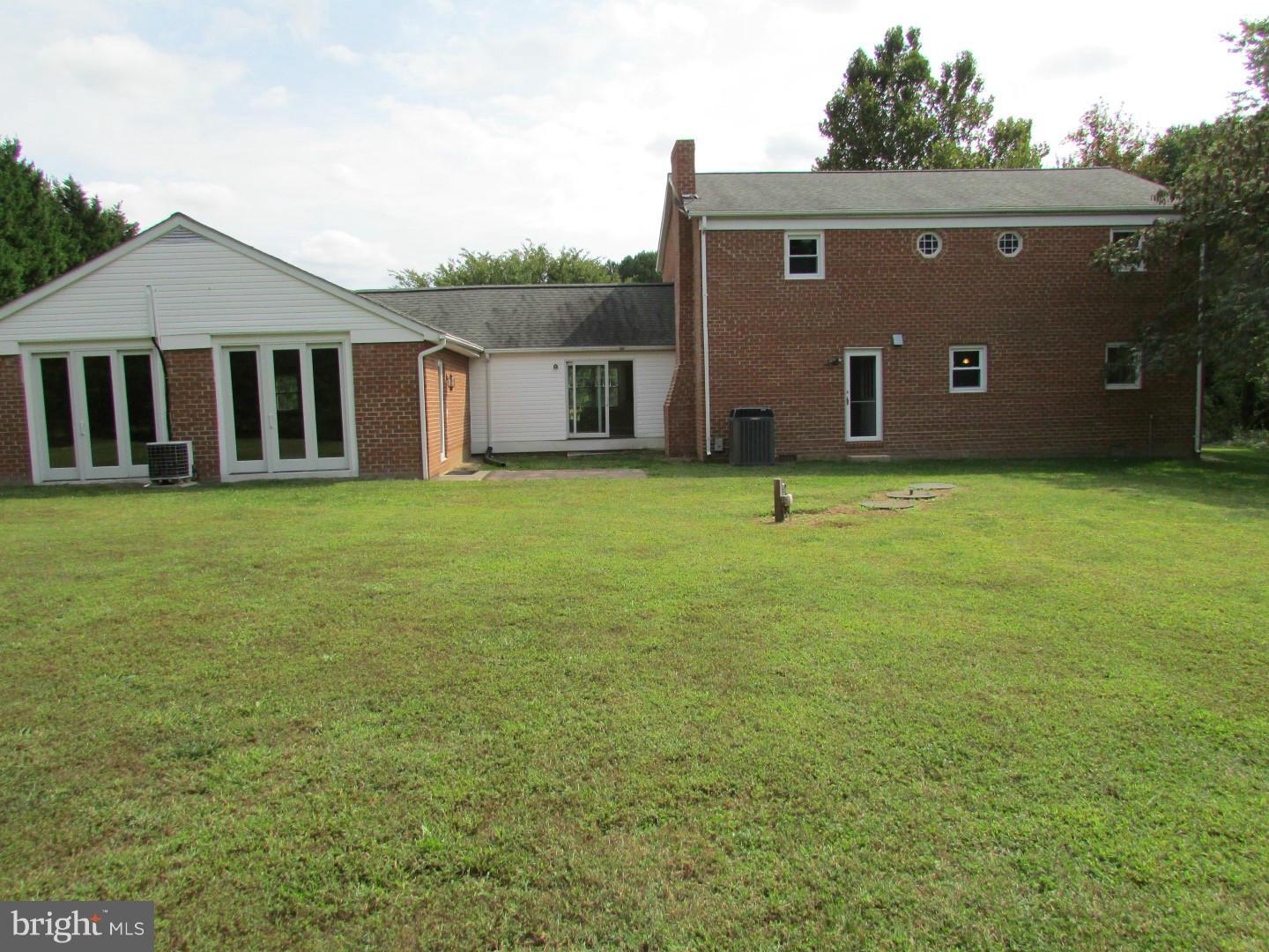 27558 St Michaels Road Easton, MD 21601 - Photo 25 of 30 Exterior (Rear)