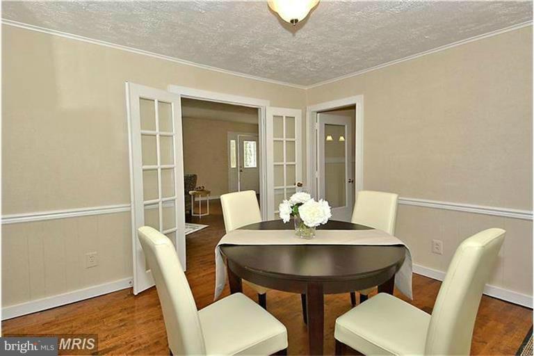 27558 St Michaels Road Easton, MD 21601 - Photo 5 of 30 Interior (General)