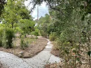 $3,600 | 718 South La Luna Avenue, Ojai, CA 93023