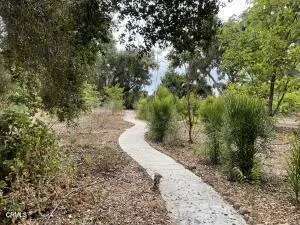 $3,600 | 718 South La Luna Avenue, Ojai, CA 93023