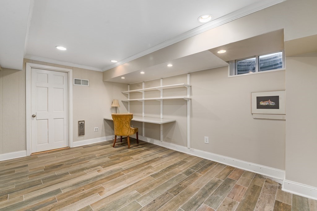 53 Spywood Road Sherborn, MA 01770 - Photo 31 of 39 Gallery Image 31