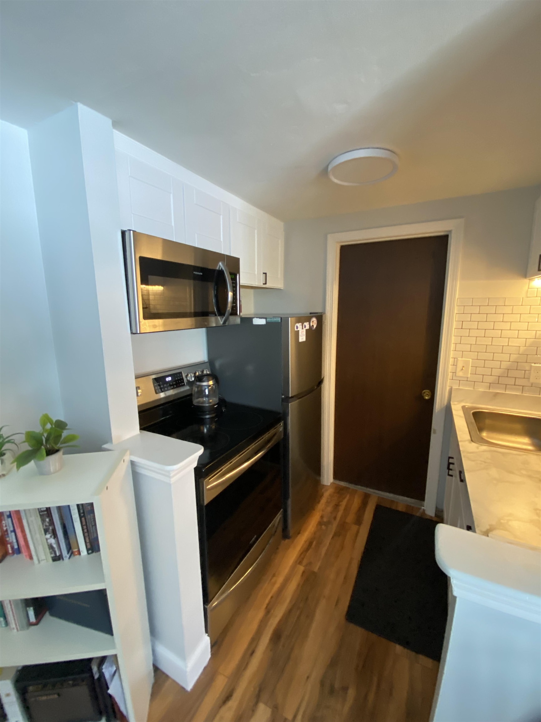 158 Cricket Brook Dover, NH 03820 - Photo 12 of 18