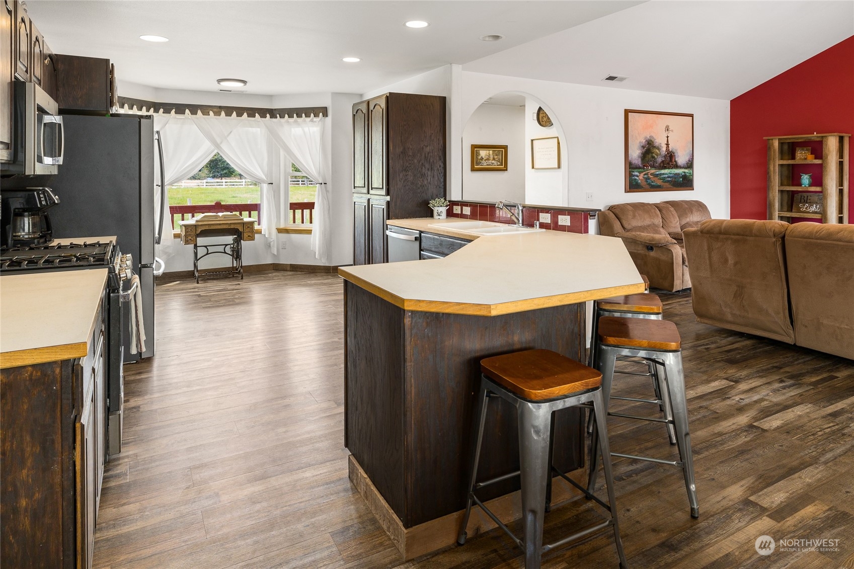 720 Klocke Road Ellensburg, WA 98926 - Photo 15 of 40 a view of a dining room with furniture window and wooden floor