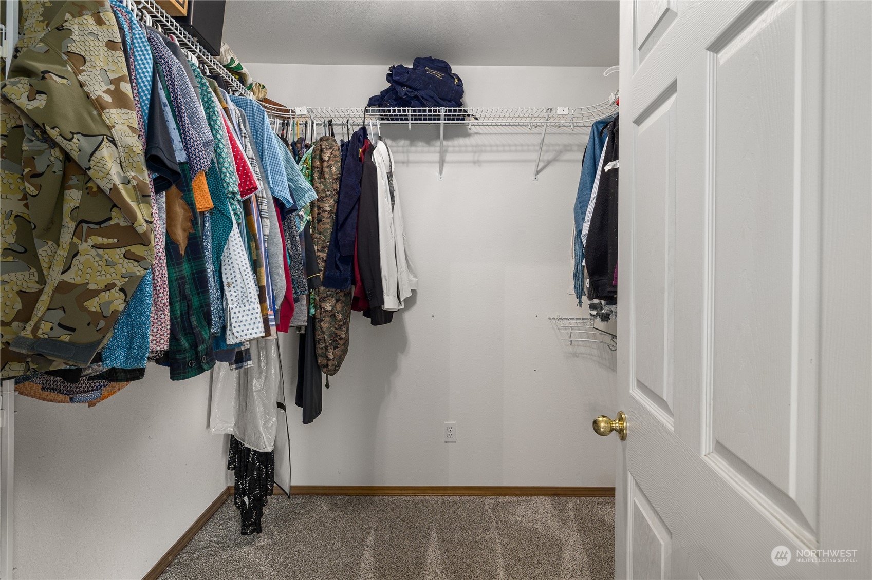 720 Klocke Road Ellensburg, WA 98926 - Photo 27 of 40 a view of walk in closet with clothes and shoes
