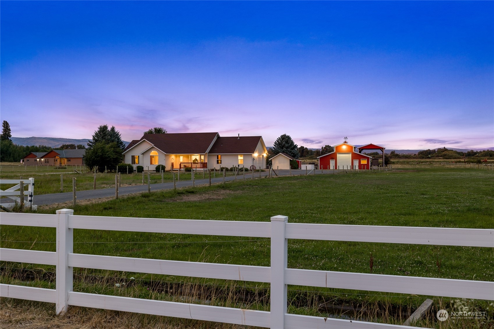 720 Klocke Road Ellensburg, WA 98926 - Photo 4 of 40 a view of a field