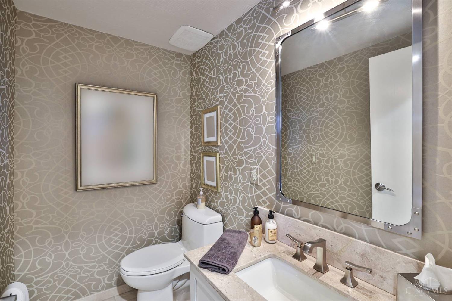 5830 Salem Road Cincinnati, OH 45230 - Photo 25 of 41