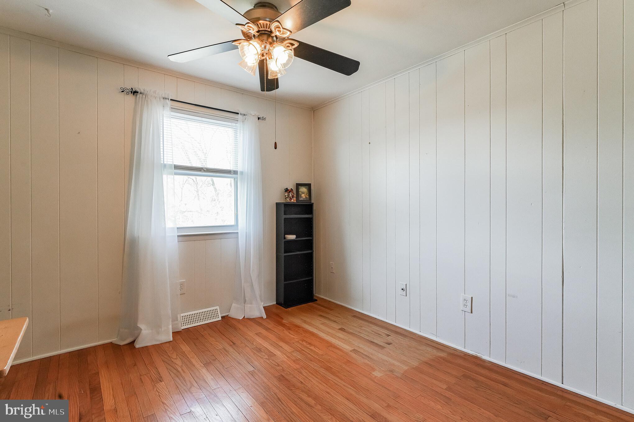 1543 Windmill Road Warminster, PA 18974 - Photo 15 of 24 Gallery Image 15