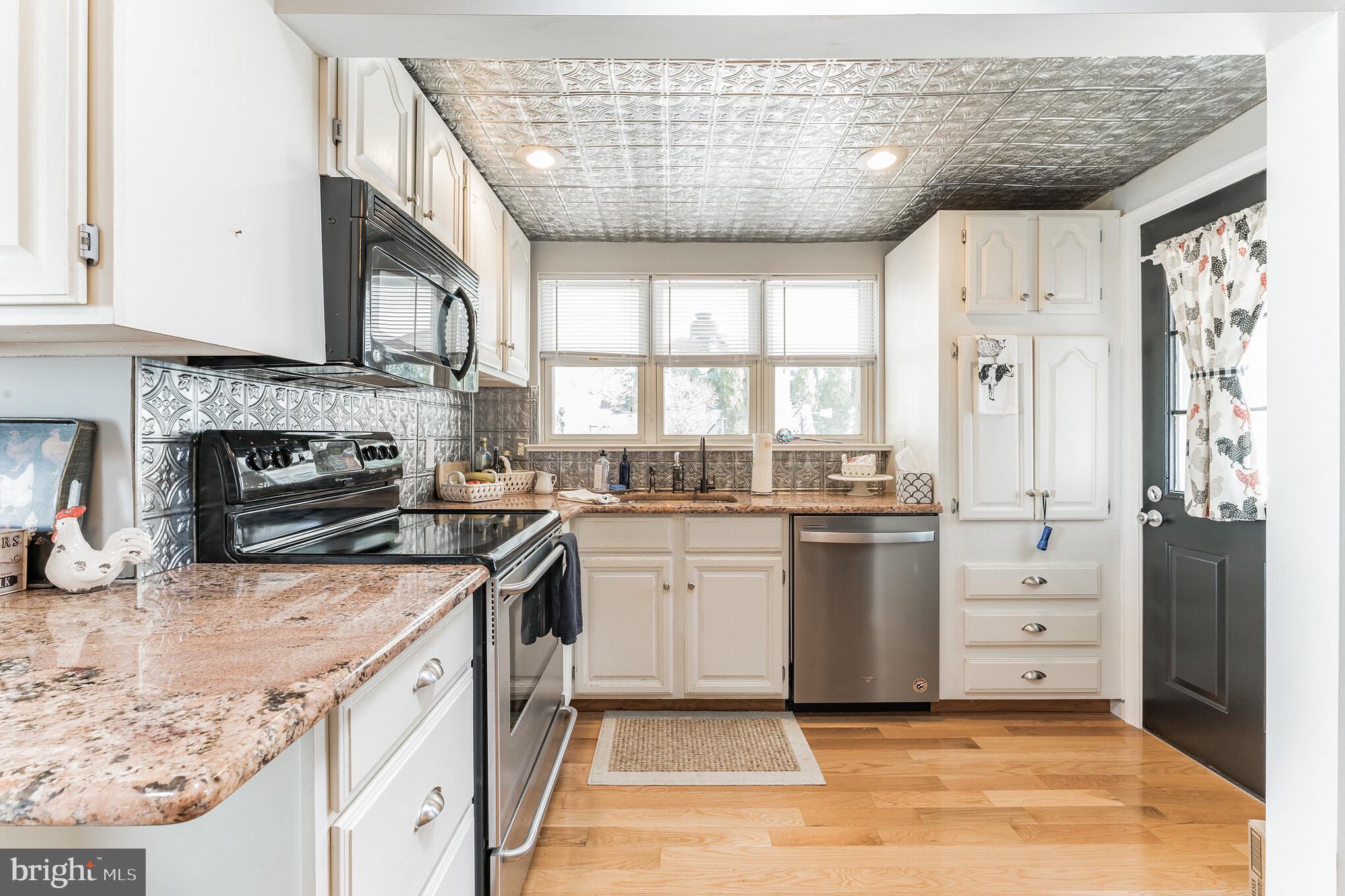 1543 Windmill Road Warminster, PA 18974 - Photo 8 of 24 Gallery Image 8