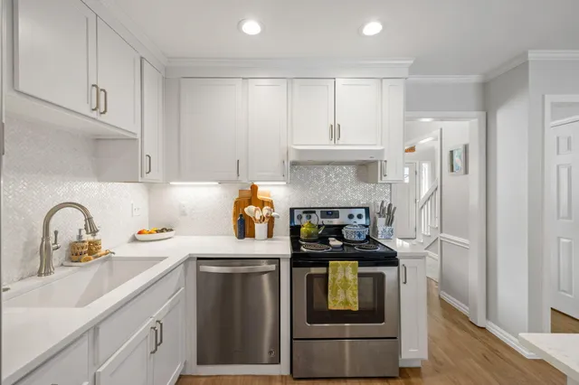 $724,900 | 851 Ramblewood Circle, Mount Pleasant, SC 29464