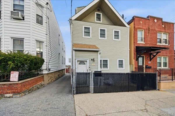 $575,000 | 40 Alder Street, Yonkers, NY 10701