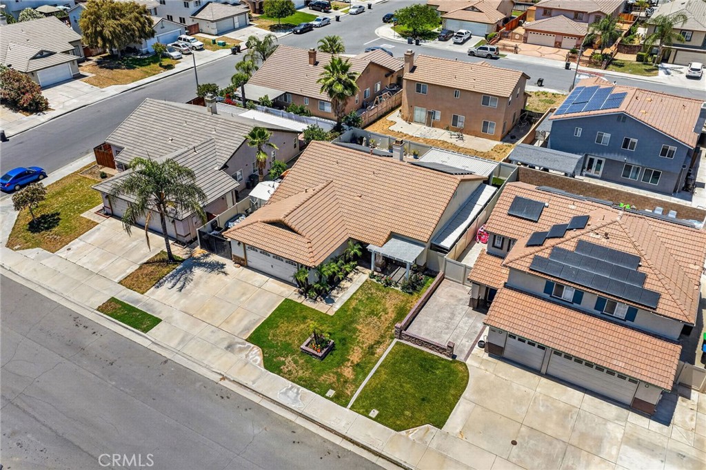 1529 Bluejay Way Hemet, CA 92545 - Photo 16 of 93