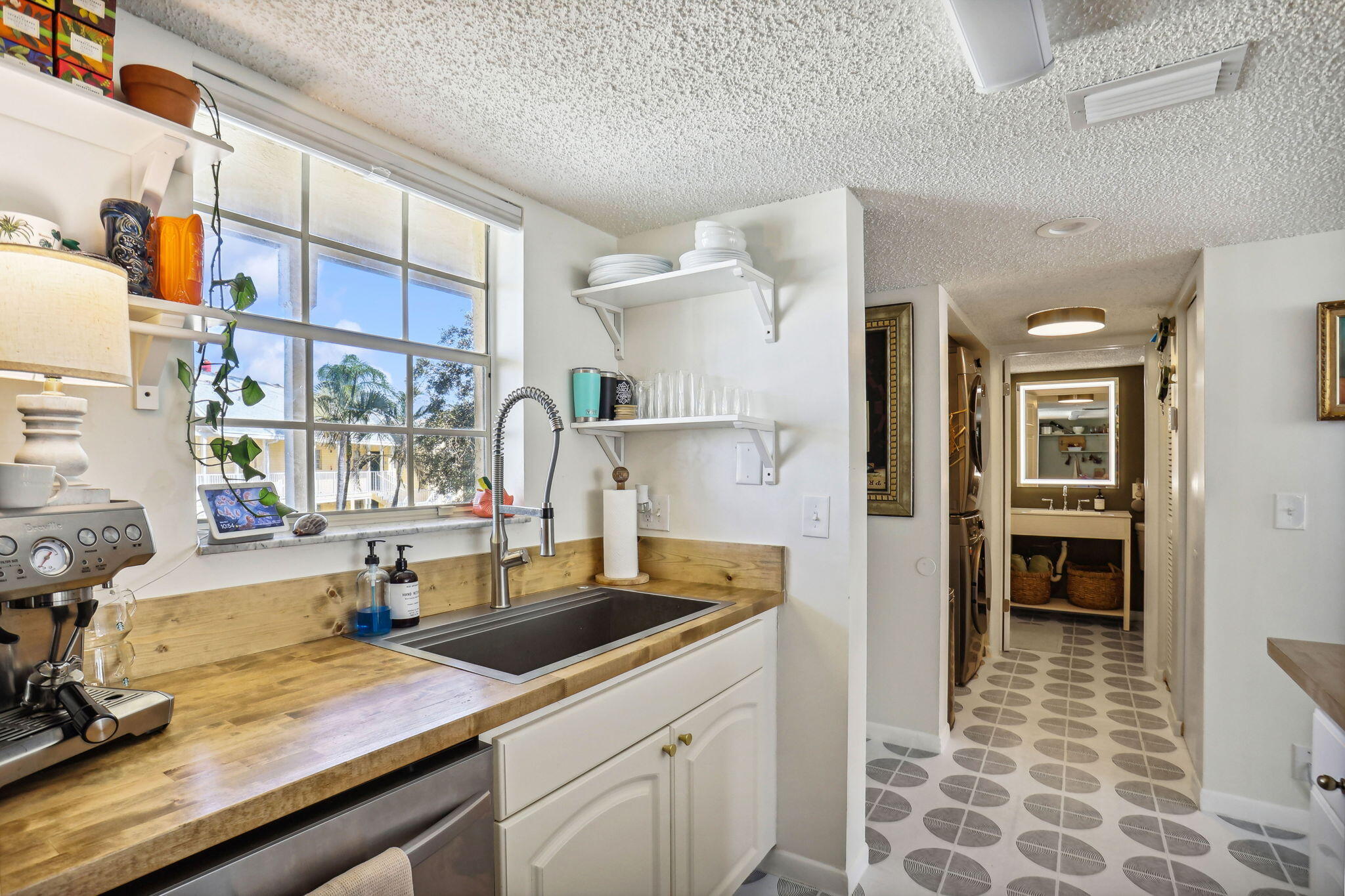 6323 La Costa Drive, Unit L Boca Raton, FL 33433 - Photo 6 of 29 20-web-or-mls-0E2A6310