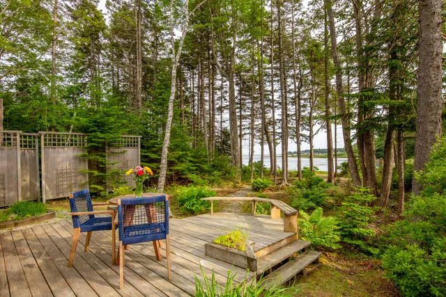 $995,000 | 133 Scraggle Point Road, St. George, ME 04859