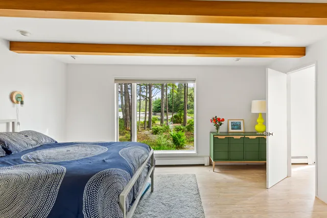 $995,000 | 133 Scraggle Point Road, St. George, ME 04859