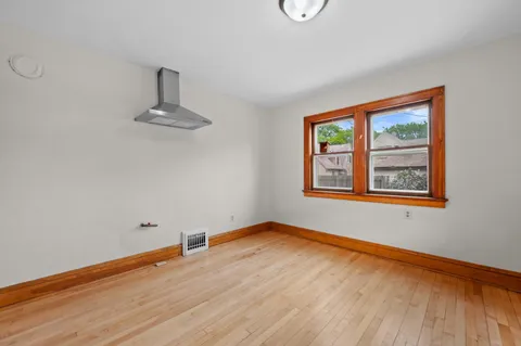 $219,900 | 3246 North 49th Street, Milwaukee, WI 53216