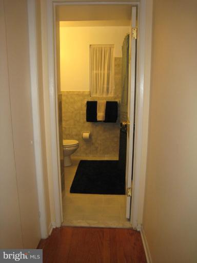 7527 June Street Springfield, VA 22150 - Photo 4 of 16 Bath #3