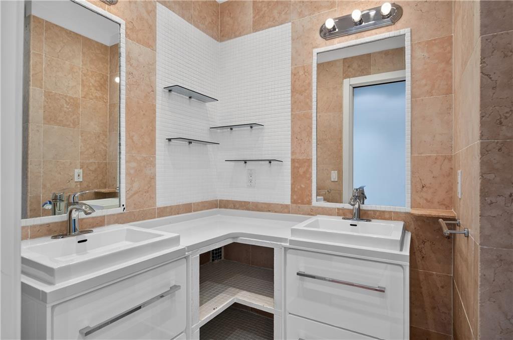 3334 Peachtree Road Northeast, Unit 1410 Atlanta, GA 30326 - Photo 23 of 42