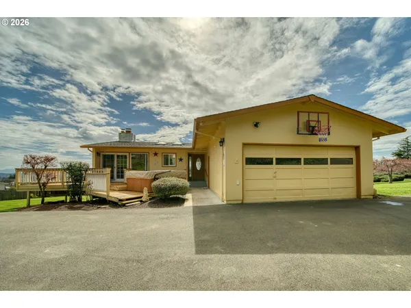 $560,000 | 59930 Westhill Road, St. Helens, OR 97051