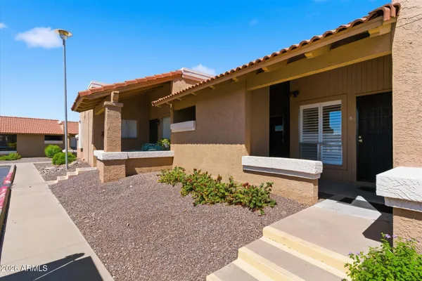 $250,000 | 501 West Tonopah Drive, Unit 6, Phoenix, AZ 85027
