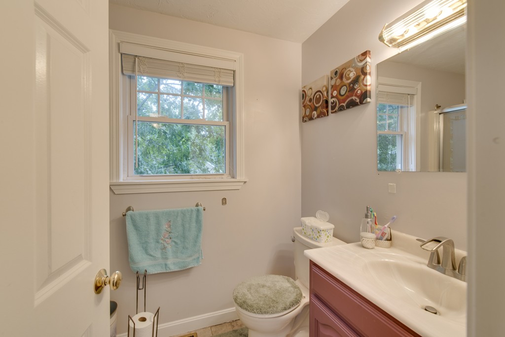 29 Fern Road Holbrook, MA 02343 - Photo 13 of 19