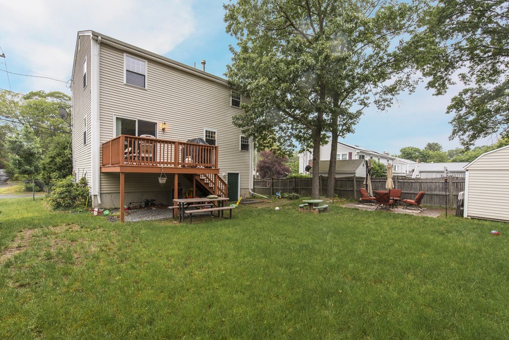 29 Fern Road Holbrook, MA 02343 - Photo 2 of 19