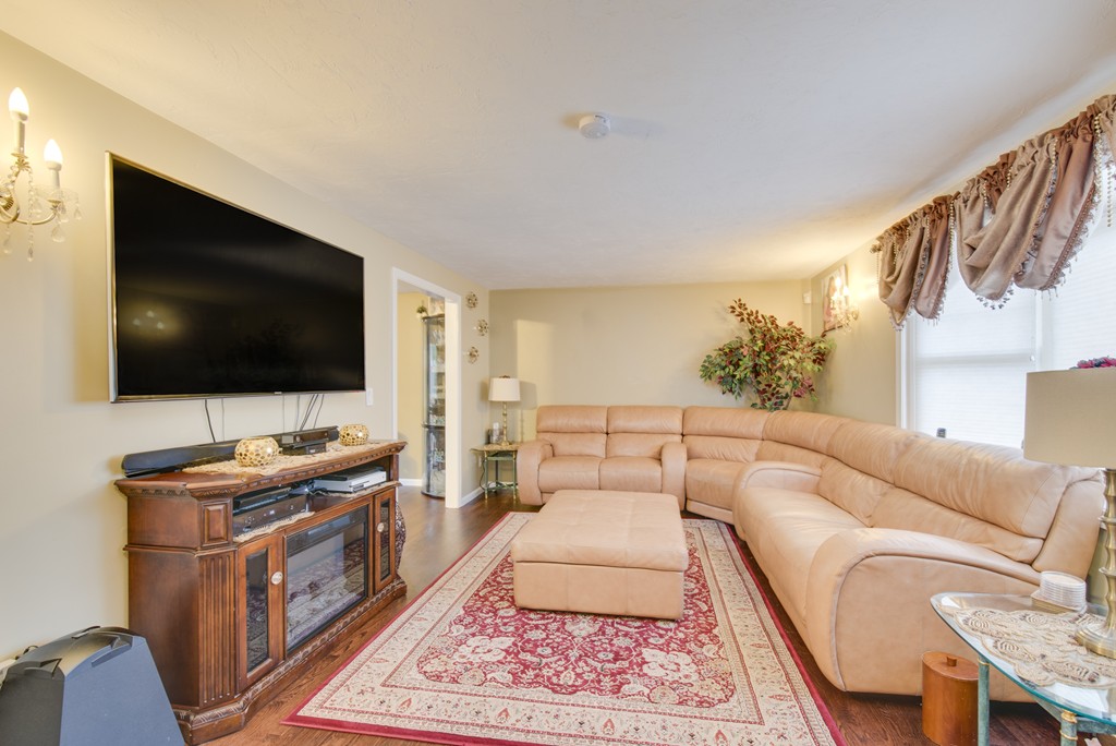 29 Fern Road Holbrook, MA 02343 - Photo 10 of 19