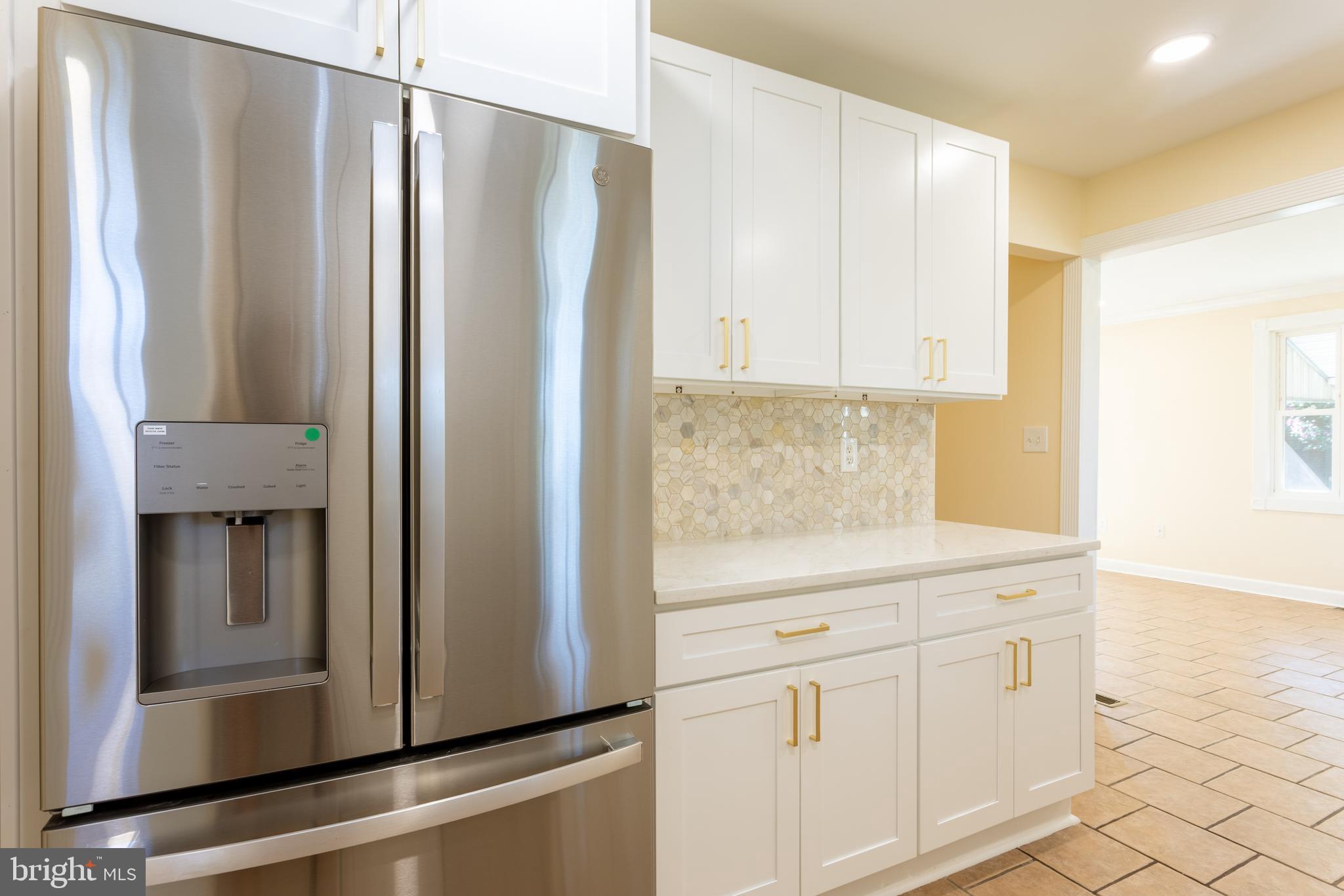 8102 Sumter Avenue Rosedale, MD 21237 - Photo 11 of 40 kitchen