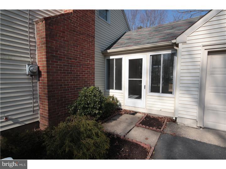 40 Hilltop Road Ewing, NJ 08638 - Photo 15 of 18 Exterior