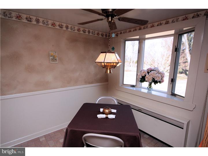 40 Hilltop Road Ewing, NJ 08638 - Photo 5 of 18 Dining Room