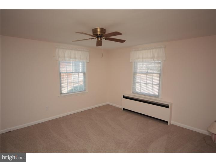 40 Hilltop Road Ewing, NJ 08638 - Photo 7 of 18 Bedroom - Main