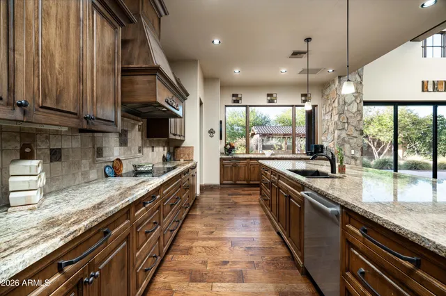 $1,999,500 | 4610 East Meadowview Drive, Gilbert, AZ 85298