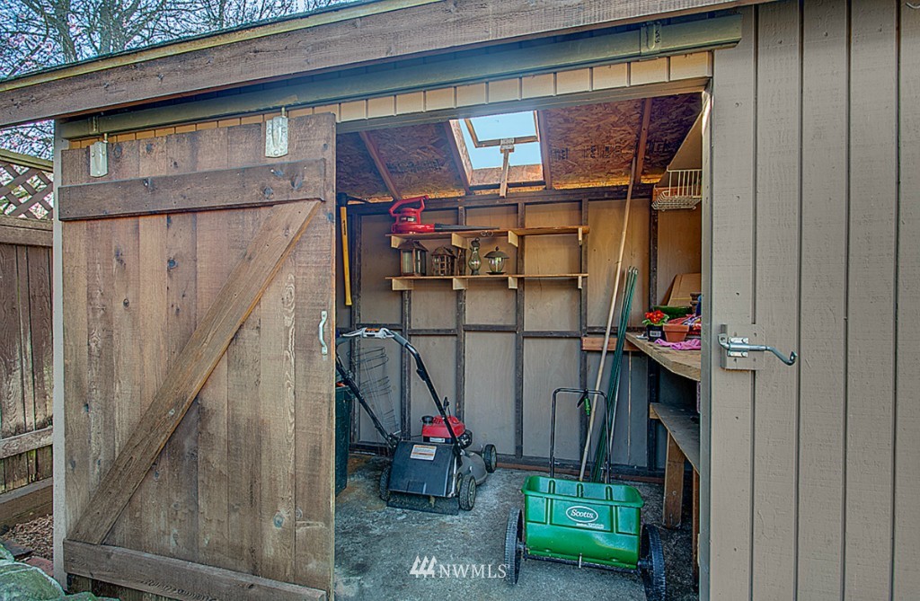 729 South 25th Street Renton, WA 98055 - Photo 22 of 25