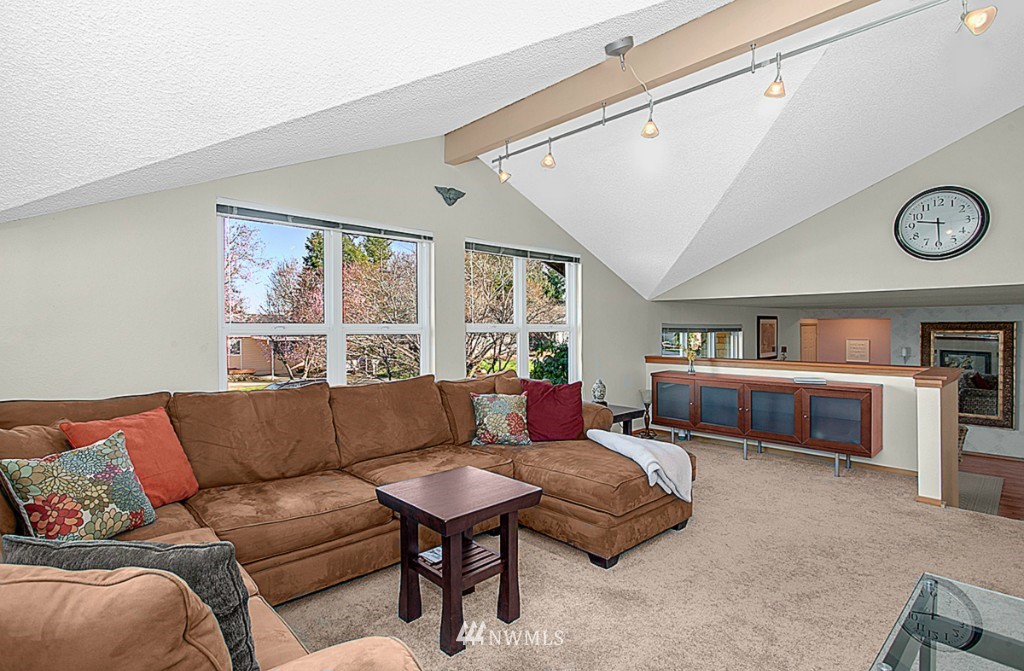 729 South 25th Street Renton, WA 98055 - Photo 5 of 25
