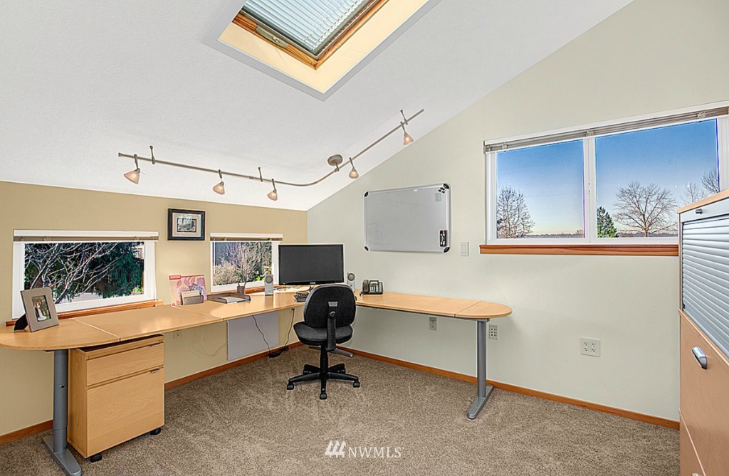 729 South 25th Street Renton, WA 98055 - Photo 6 of 25