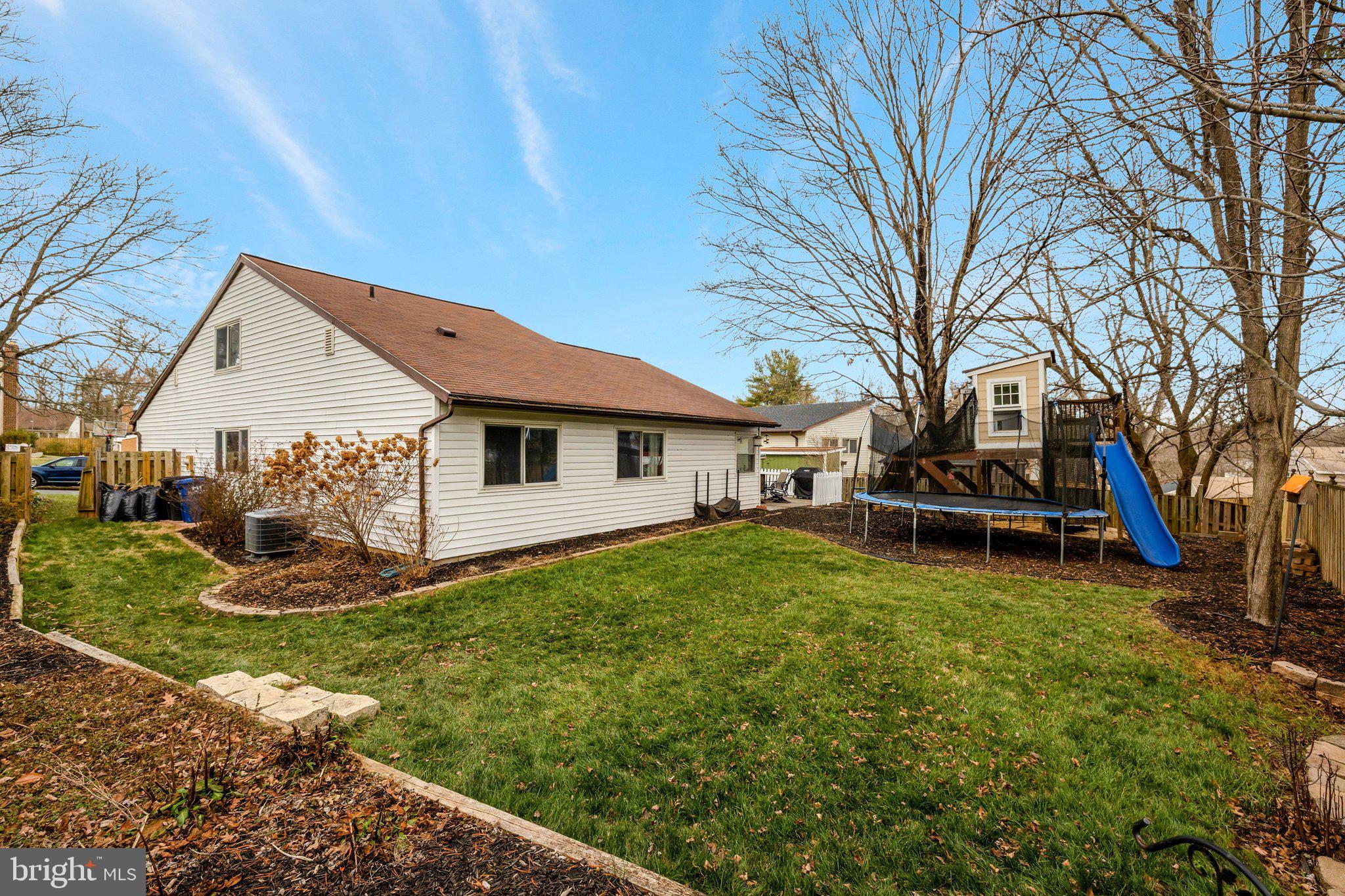 4 Pheasant Run Court Sterling, VA 20164 - Photo 8 of 9