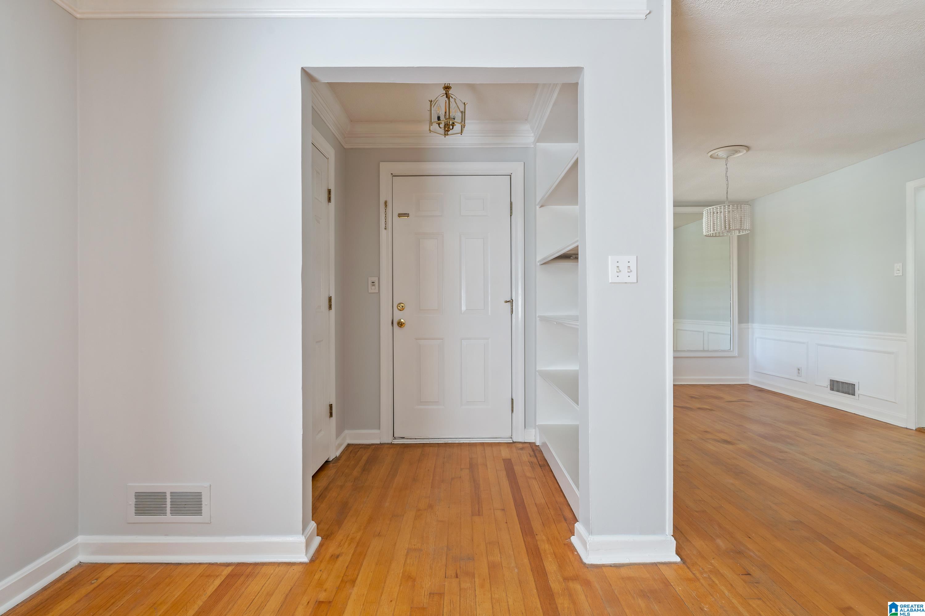 1908 Saulter Road Birmingham, AL 35209 - Photo 5 of 32