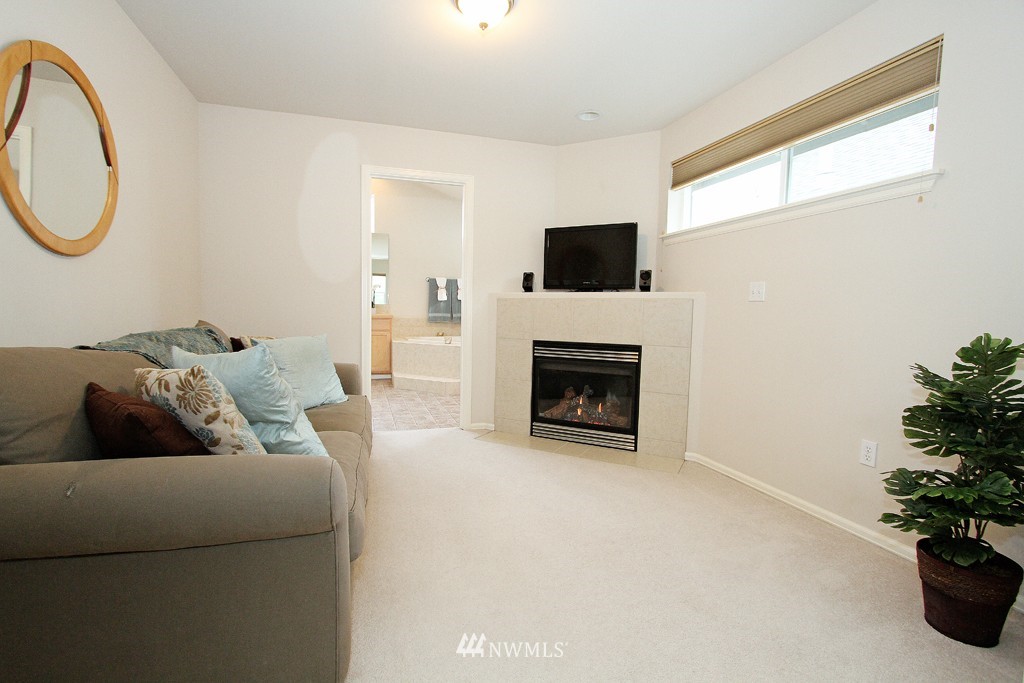23822 22nd Avenue West Bothell, WA 98021 - Photo 11 of 15