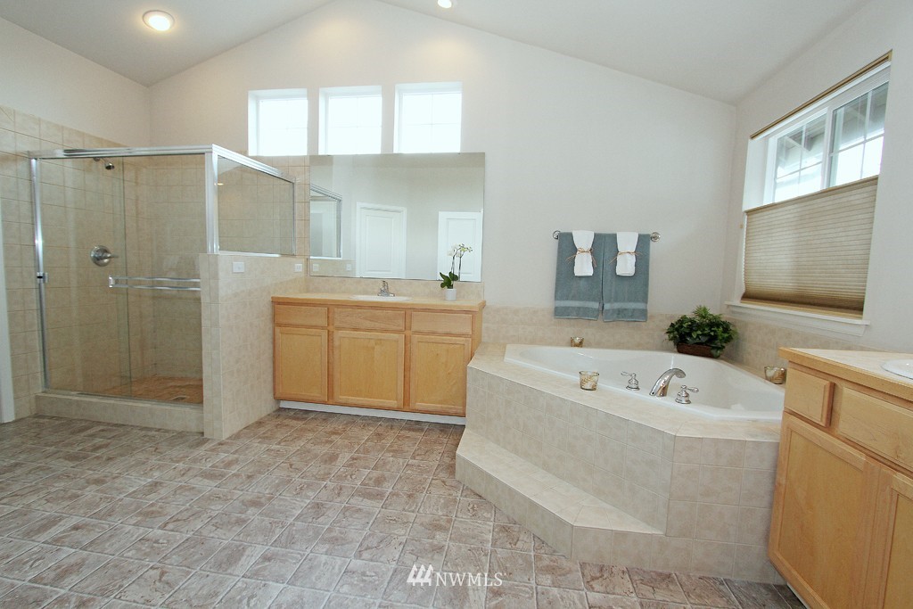 23822 22nd Avenue West Bothell, WA 98021 - Photo 12 of 15