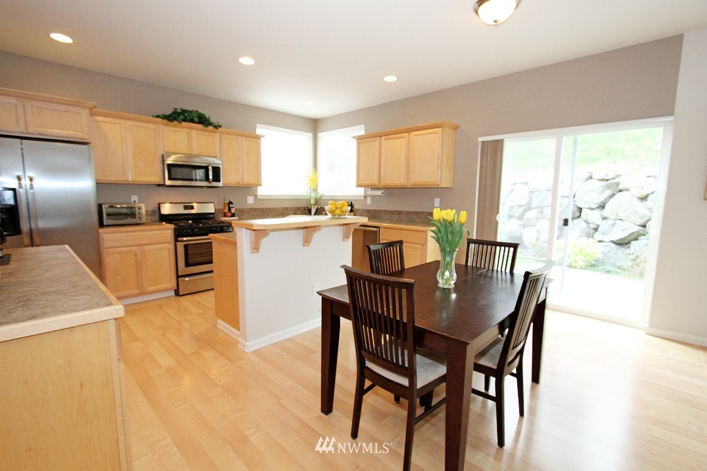 23822 22nd Avenue West Bothell, WA 98021 - Photo 5 of 15