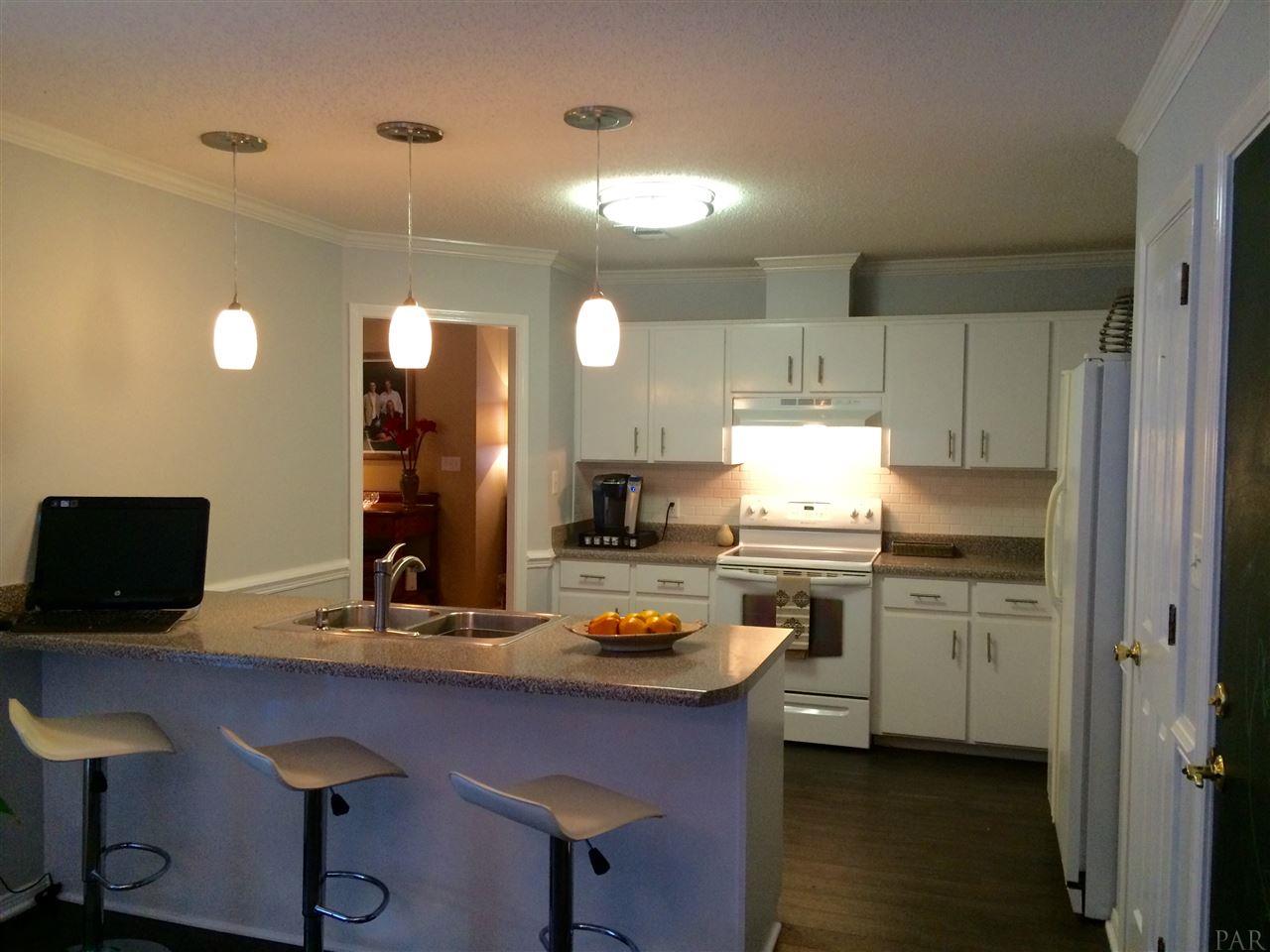 1511 Muirfield Road Cantonment, FL 32533 - Photo 7 of 19 Gallery Image 7