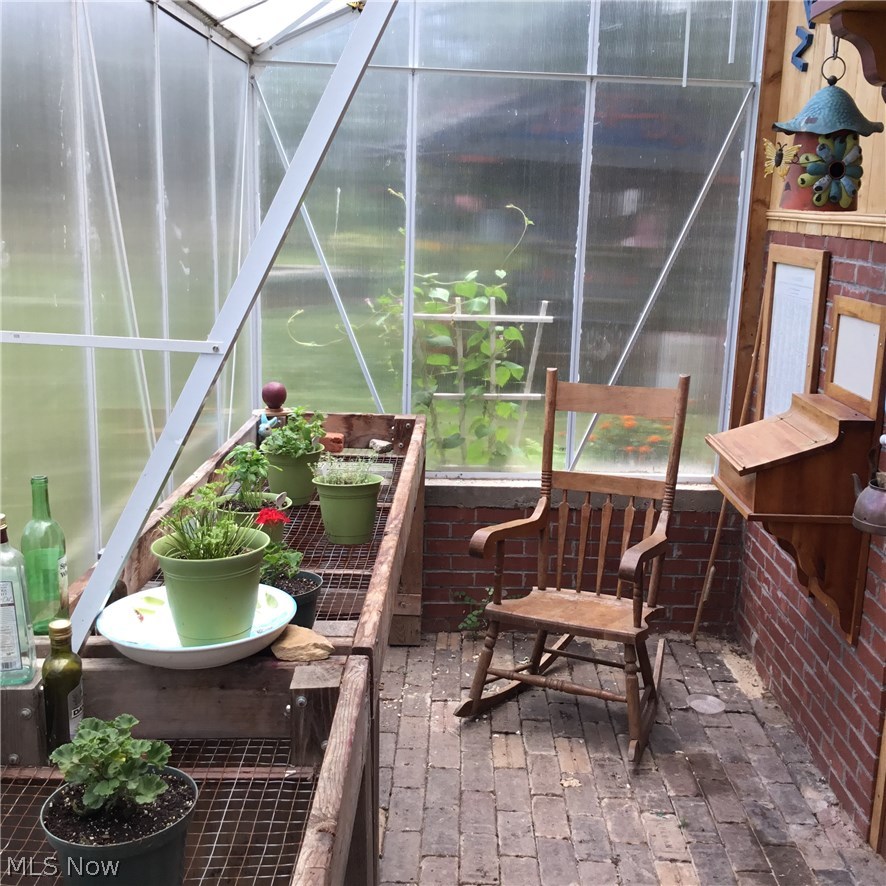 8295 Richey School Road Hanoverton, OH 44423 - Photo 30 of 35 Inside greenhouse