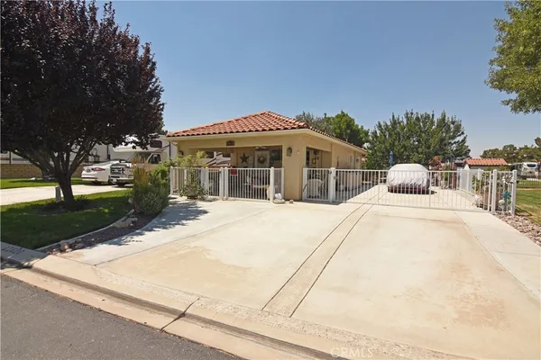 $260,000 | 11620 Ridgemark Road, Apple Valley, CA 92308