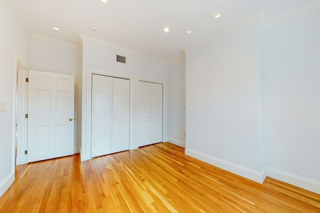 144 Beacon Street, Unit 5 Boston, MA 02116 - Photo 27 of 29