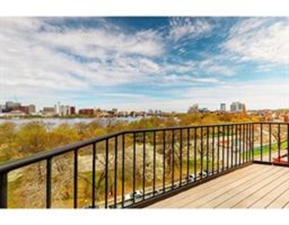 144 Beacon Street, Unit 5 Boston, MA 02116 - Photo 3 of 29