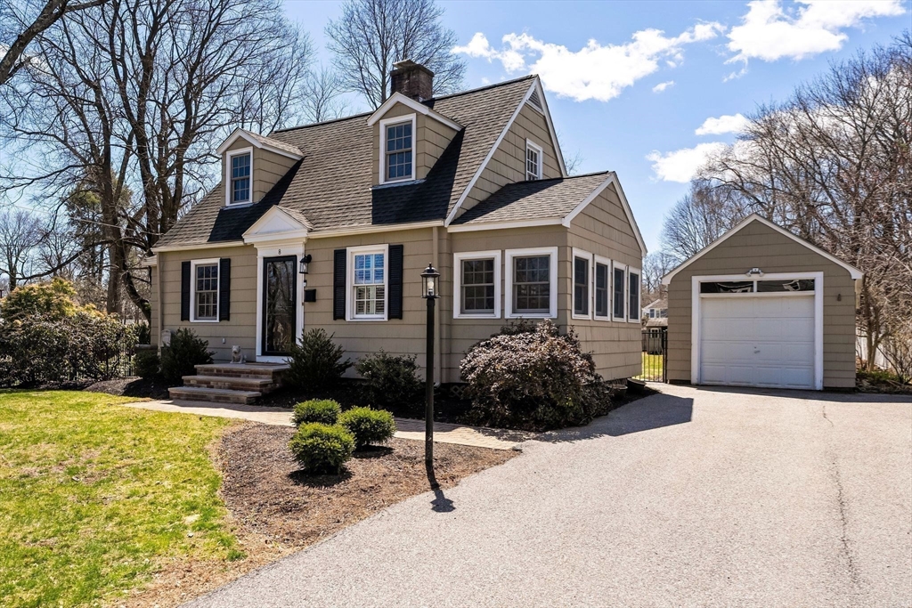 8 High Plain Road Andover, MA 01810 - Photo 2 of 42