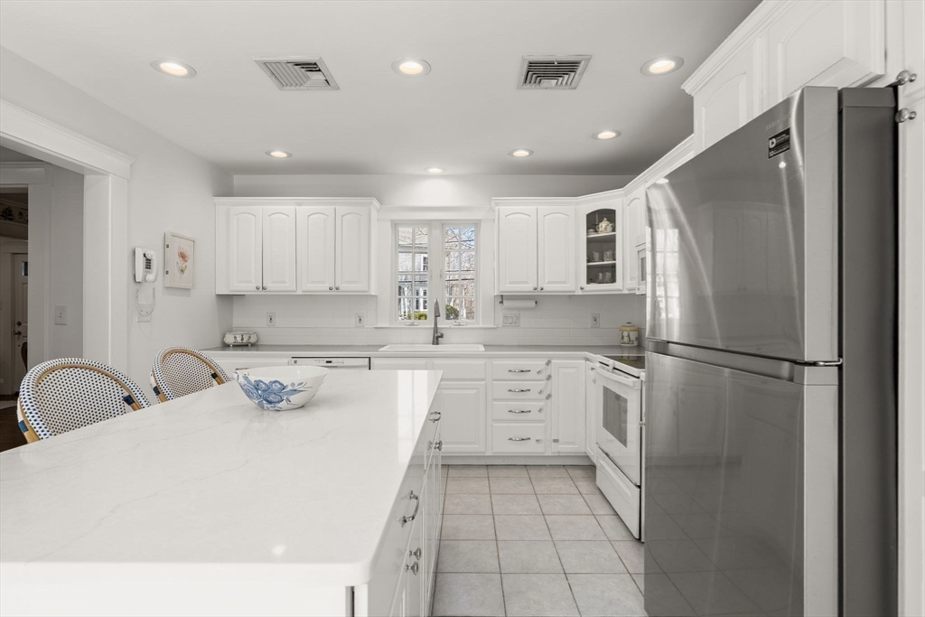 8 High Plain Road Andover, MA 01810 - Photo 22 of 42