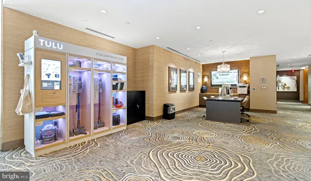 $2,481 | 8300 Wisconsin Avenue, Unit 1B1612, Bethesda, MD 20814