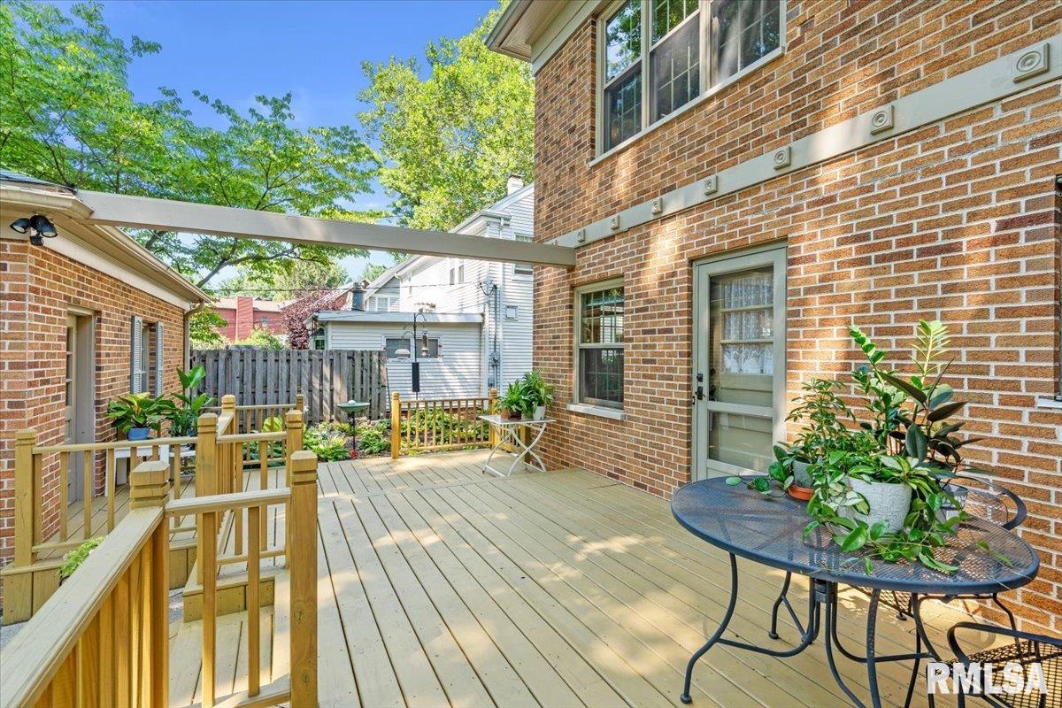 1949 Bates Avenue Springfield, IL 62704 - Photo 40 of 45